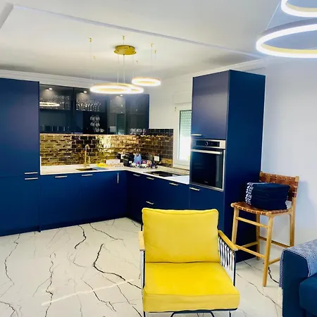 3 Level Lux Apart Beach Benalmadena