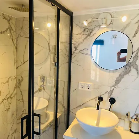 3 Level Lux Apart Beach Benalmadena *